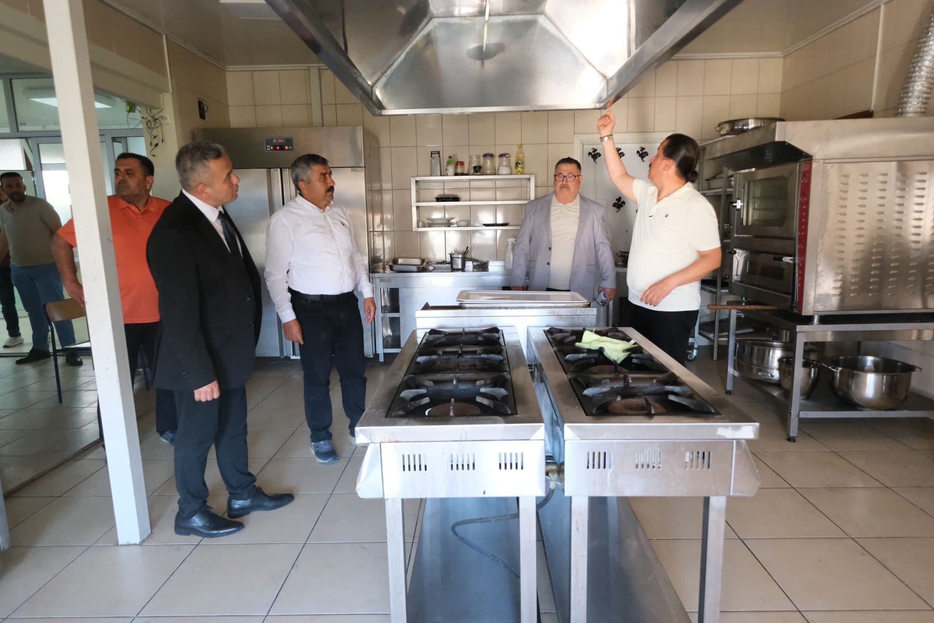 Fethiye Esnaf ve Sanatkarlar Odası Yönetim Kurulu olarak, iadeyi ziyaretlerimizi gerçekleştiriyoruz. - Galeri 13