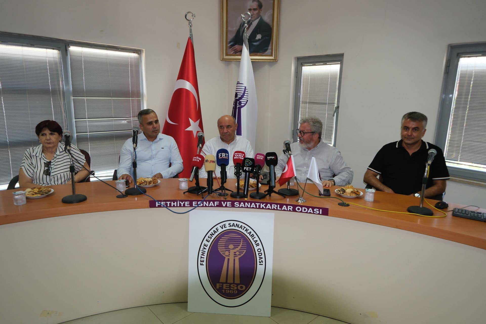 Ak Parti Muğla Milletvekilimiz Sayın Yakup Otgöz, Ak Parti Fethiye İlçe Başkanı Sayın Kadir Sarıhan ve beraberindeki kıymetli heyete nazik ziyaretlerinden dolayı teşekkür ederiz. - Galeri 7